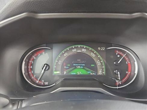 Used 2025 Toyota RAV4 XLE FWD image 11