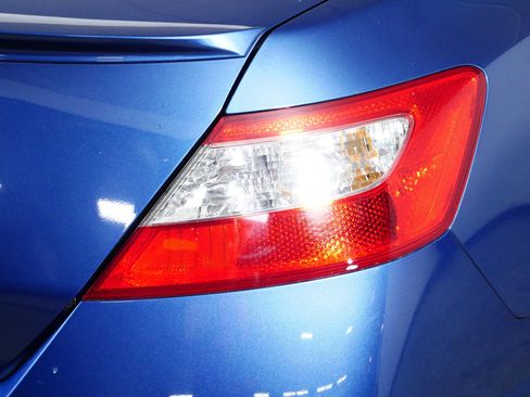 Used 2010 Honda Civic LX image 17