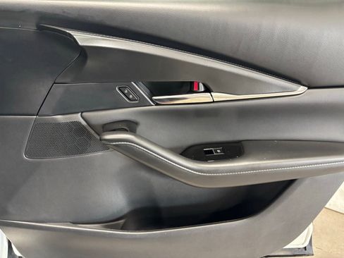 Certified 2025 MAZDA CX-30 AWD 2.5 S w/ Preferred Package image 16