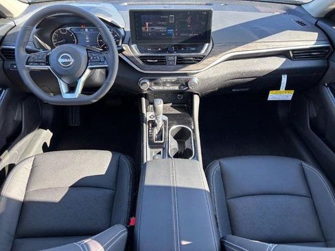 Certified 2025 Nissan Altima 2.5 SL FWD image 6