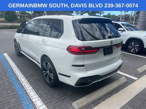Certified 2022 BMW X7 xDrive40i w/ M Sport Package AWD/4WD image 7
