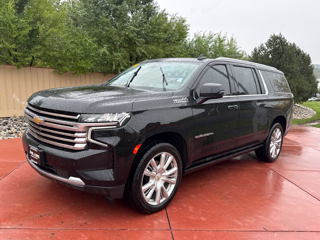 Used 2021 Chevrolet Suburban High Country w/ Premium Package 2 AWD/4WD image 4