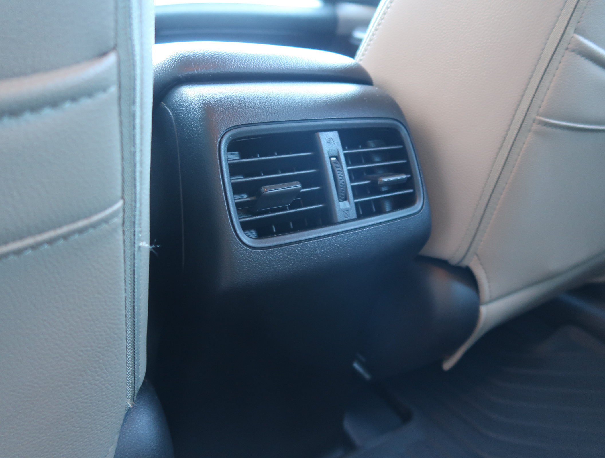Used 2015 Honda CR-V LX image 32