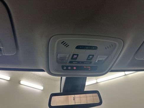 Used 2019 Chevrolet Traverse Premier w/ Redline Edition image 43