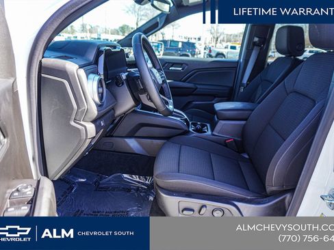 New 2025 Chevrolet Colorado LT w/ Advanced Trailering Package AWD/4WD image 18