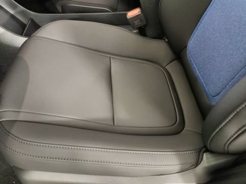 New 2026 Volvo EX30 Plus w/ Climate Package RWD image 11