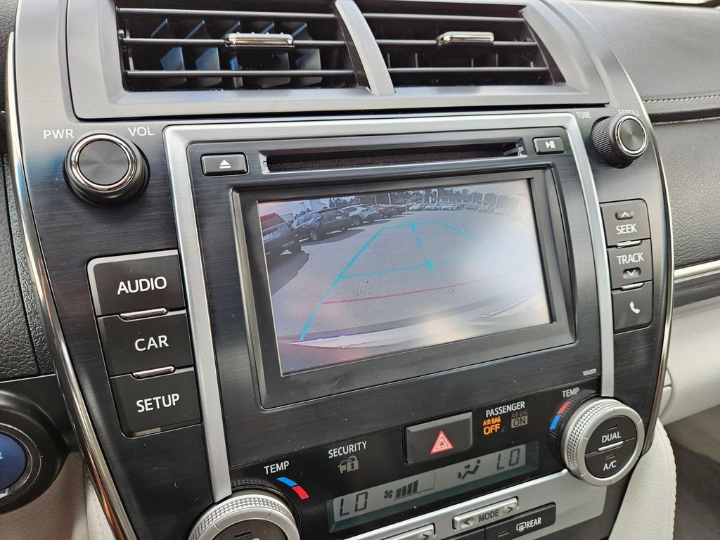 Used 2014 Toyota Camry LE FWD image 31