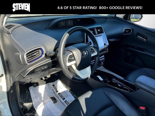 Used 2017 Toyota Prius Three Touring FWD image 19
