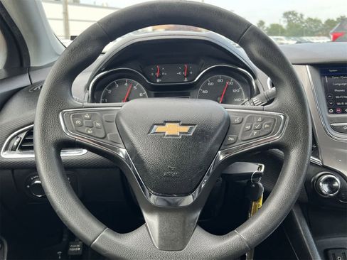 Used 2019 Chevrolet Cruze LT w/ LT Fleet Convenience Package image 23