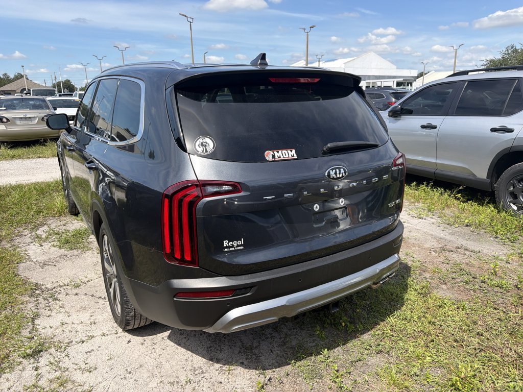Used 2021 Kia Telluride EX w/ EX Premium Package FWD image 8