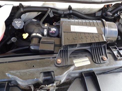 Used 2008 Chevrolet Express 1500 AWD image 13