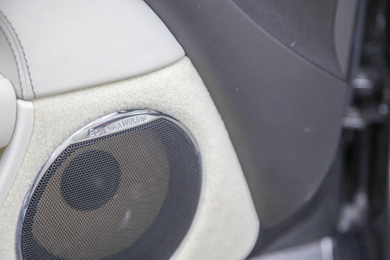 Used 2009 Jaguar XKR R RWD image 85