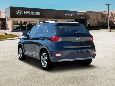 New 2026 Hyundai Venue SEL image 5