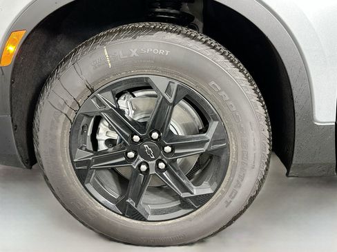 New 2025 Chevrolet Blazer LT w/ Midnight/Sport Edition image 31