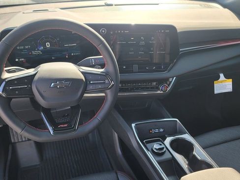 New 2026 Chevrolet Equinox RS image 24