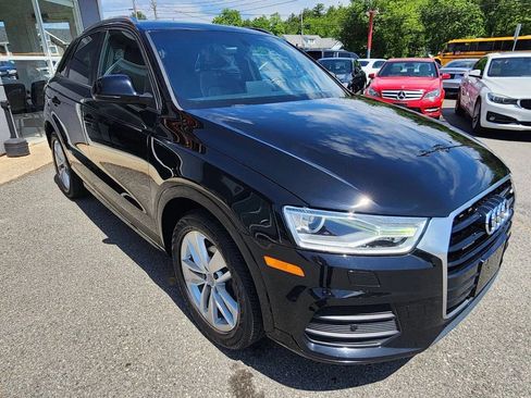 Used 2017 Audi Q3 2.0T Premium w/ Convenience Package AWD/4WD image 3