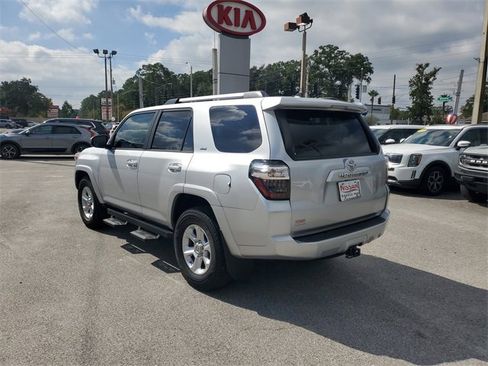 Used 2019 Toyota 4Runner SR5 image 3