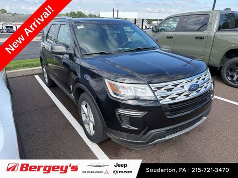 Used 2019 Ford Explorer XLT FWD image 1