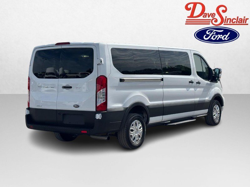 Used 2025 Ford Transit 350 XLT RWD image 7