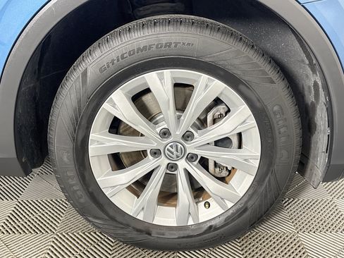 Used 2019 Volkswagen Tiguan SE FWD image 30