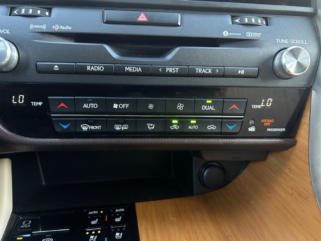 Used 2018 Lexus RX 350 FWD w/ Premium Package image 4
