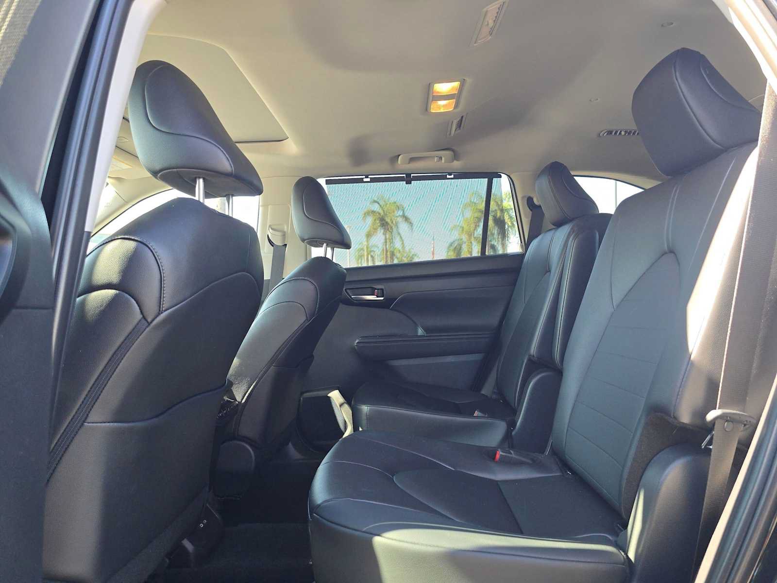 Certified 2026 Toyota Highlander XLE AWD/4WD image 18