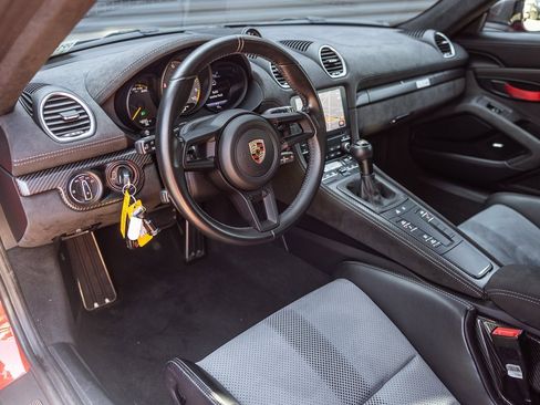 Certified 2023 Porsche 718 Cayman GT4 RS image 4