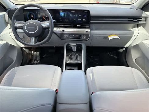 Certified 2025 Hyundai Kona SEL image 12