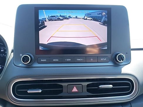 Used 2023 Hyundai Kona SEL FWD image 32