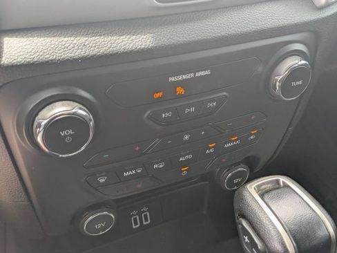 Certified 2019 Ford Ranger XLT w/ Equipment Group 302A Luxury AWD/4WD image 15
