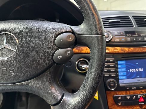 Used 2007 Mercedes-Benz E 550 Sedan image 12