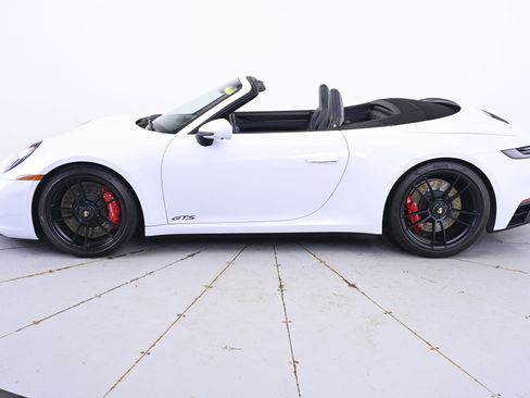 Used 2022 Porsche 911 Carrera 4S image 2