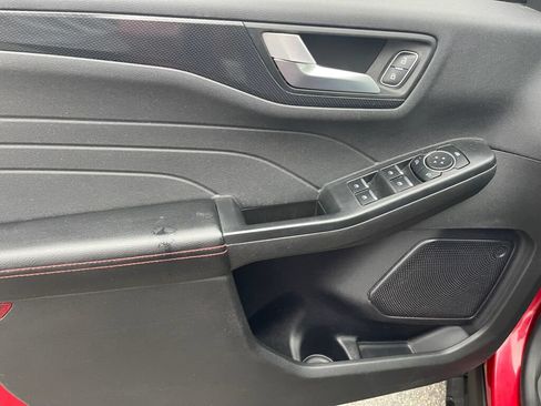 Used 2024 Ford Escape ST-Line AWD/4WD image 8