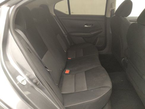 Used 2023 Nissan Sentra SV FWD image 19