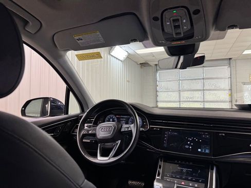 Used 2022 Audi Q7 3.0T Premium AWD/4WD image 24