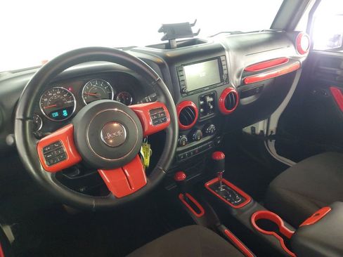 Used 2018 Jeep Wrangler Unlimited Sport S AWD/4WD image 15