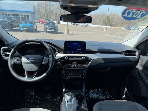 Used 2022 Ford Escape SE w/ Convenience Package AWD/4WD image 3