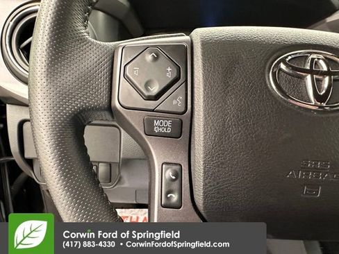 Used 2022 Toyota Tacoma TRD Pro image 31