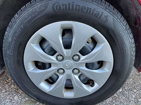 Used 2017 Hyundai Accent SE image 10