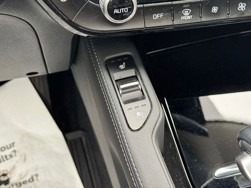 Used 2023 Kia Telluride EX w/ EX Captain's Chair Package AWD/4WD image 36