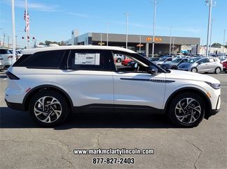 New 2026 Lincoln Nautilus Premier w/ Jet Appearance Package video 2