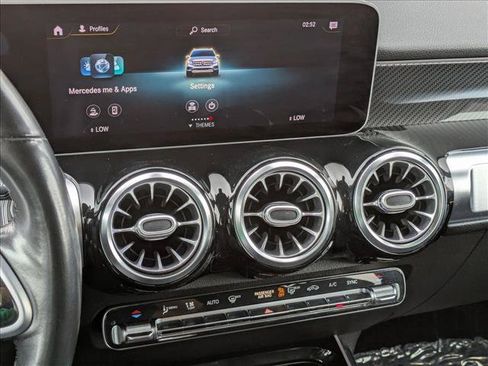 Used 2021 Mercedes-Benz GLB 250 4MATIC w/ AMG Line image 14