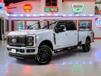 Used 2025 Ford F350 Lariat w/ Black Appearance Package