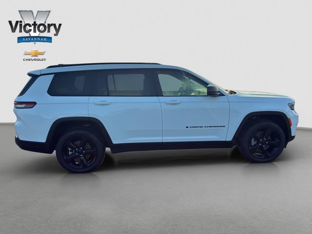 Used 2025 Jeep Grand Cherokee L Altitude AWD/4WD image 8