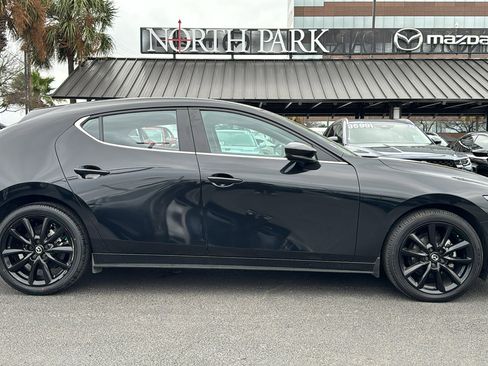 Certified 2025 MAZDA MAZDA3 s Sport image 9