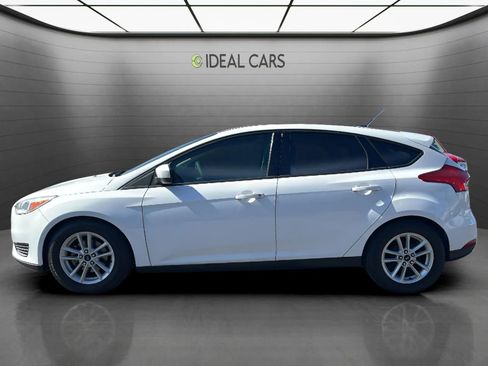 Used 2018 Ford Focus SE FWD image 8