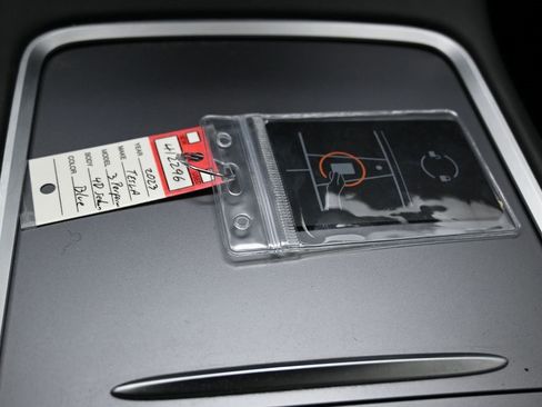 Used 2023 Tesla Model 3 Performance image 34