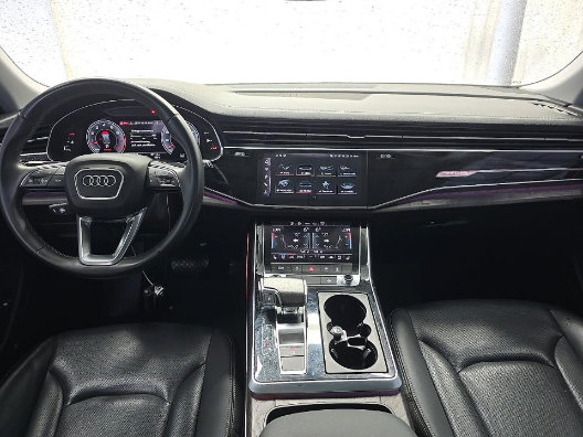 Used 2023 Audi Q8 Premium Plus AWD/4WD image 6