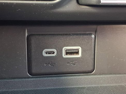 Used 2024 Chevrolet Tahoe LT w/ Luxury Package image 7