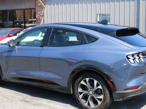 Used 2021 Ford Mustang Mach-E Premium RWD image 5